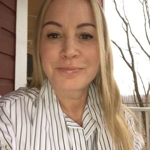 Meet your Posher, Andrea